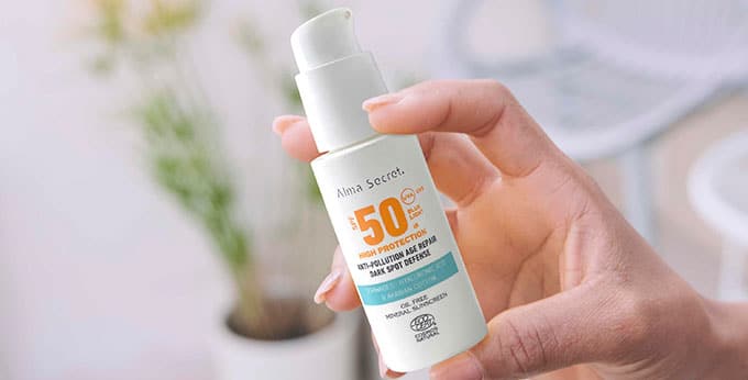 Protector solar facial SPF 50 Alma Secret