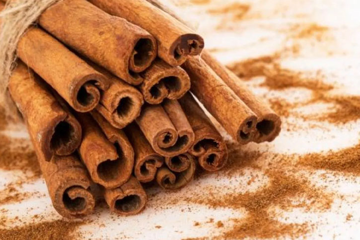 ACEITE ESENCIAL DE CANELA (Cinnamon Essential Oil)